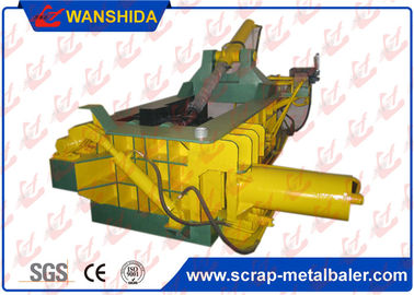 Kuning Horizontal Scrap Metal Baler / Kontrol Otomatis Mesin Baling Scrap Hidrolik 18.5kw ~ 110kw